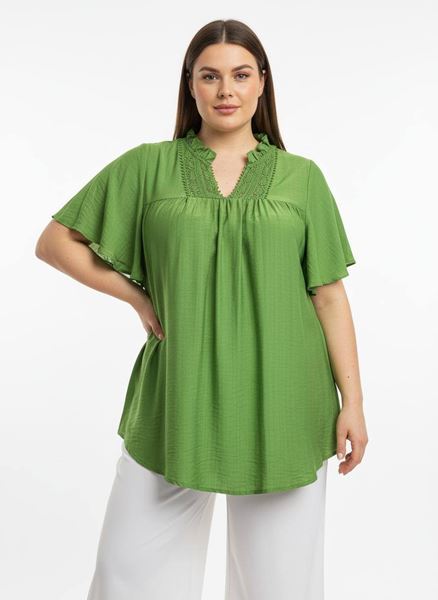 Immagine di CURVY GIRL TOP WITH  LACE